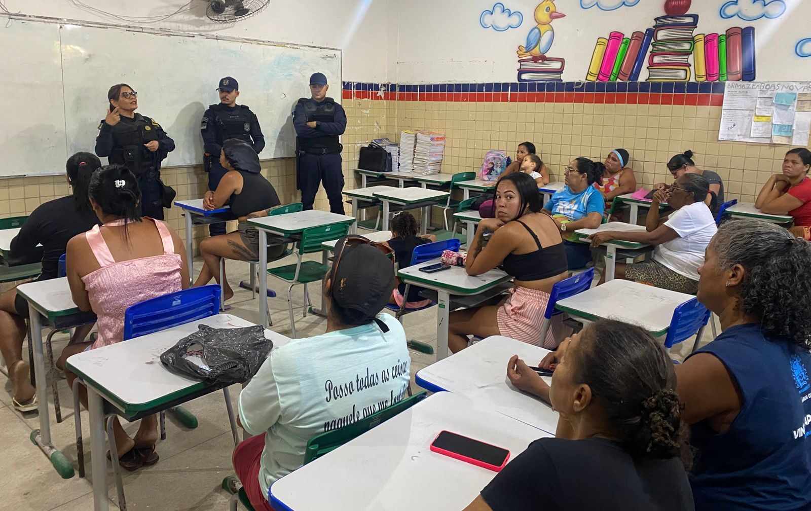 Olinda reforça combate à violência contra a mulher com palestra no Alto da Conquista