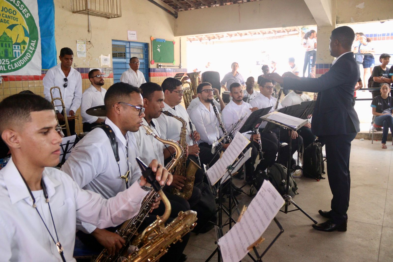 Educação de Olinda promove experiência musical com o projeto “CEMO vai às Escolas”