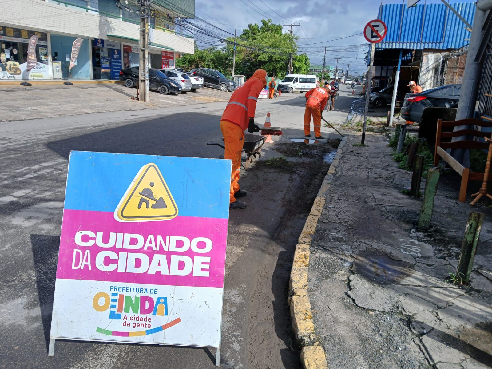 MUTIRÃO DE LIMPEZA RIO DOCE 1