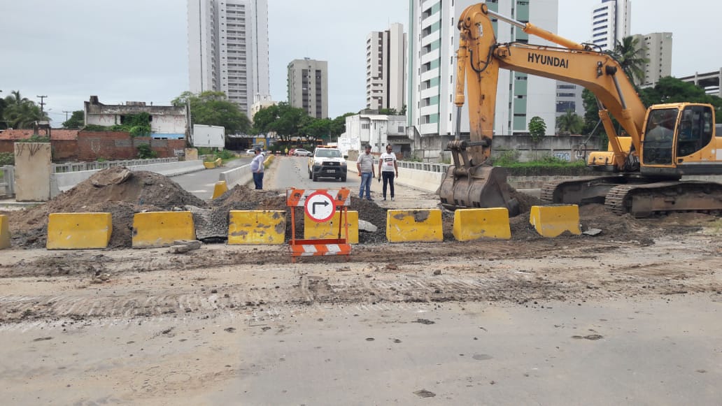 Interdição ponte de Jardim Atlântico
