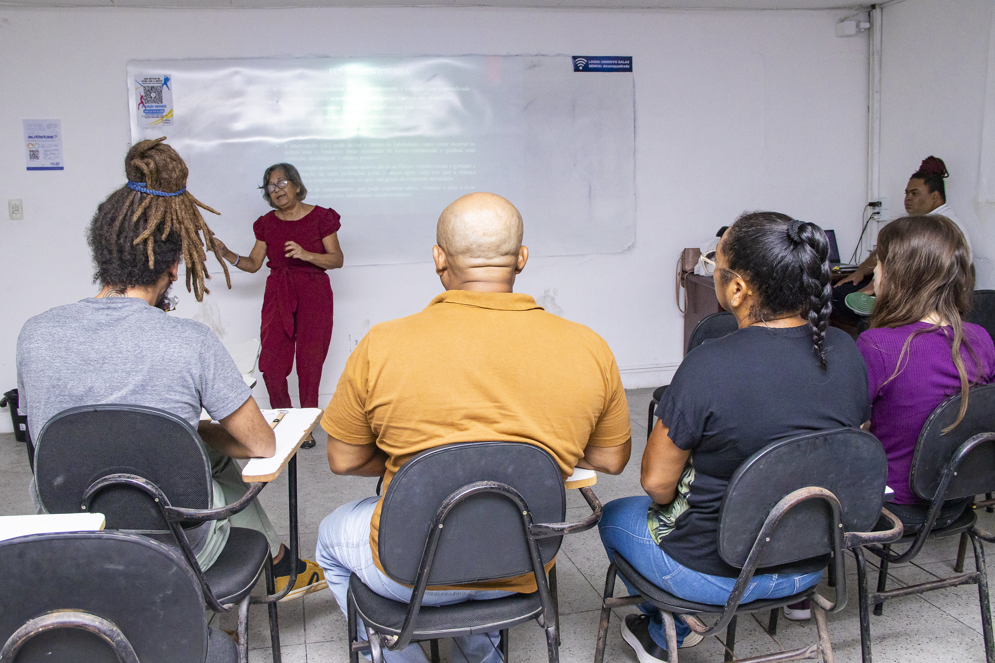 Capacitação para profissionais para atendimento especializado no NIDI