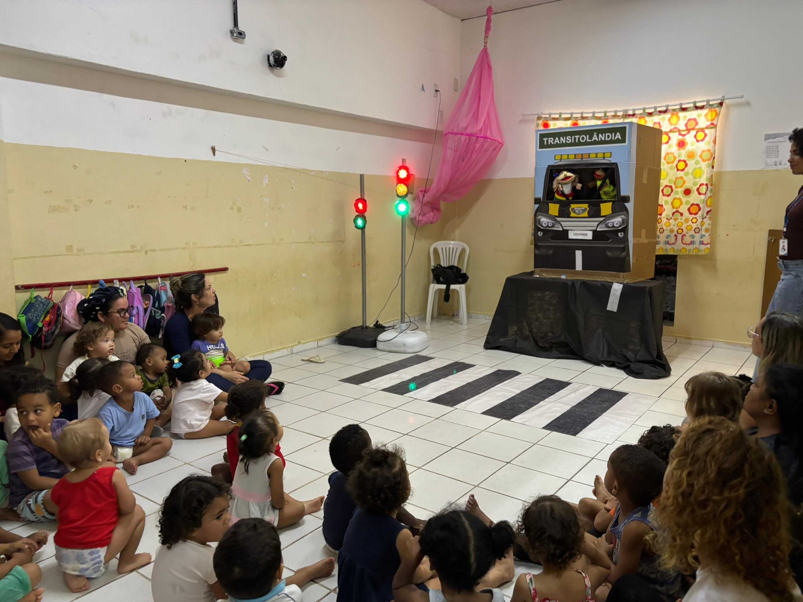Olinda: Creche Municipal Emanuel ensina cidadania e boas práticas no trânsito