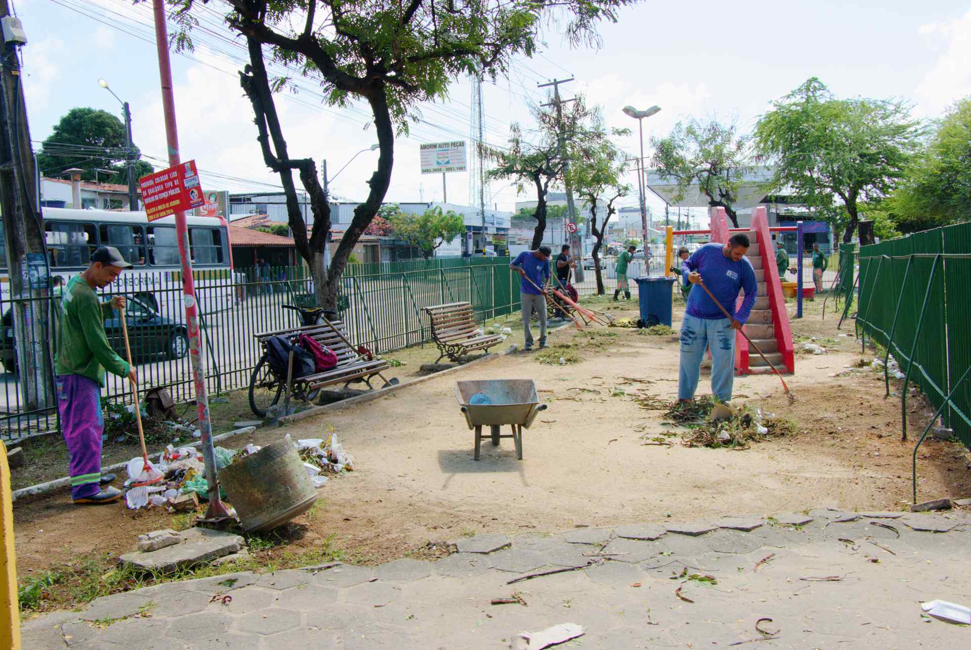 ARRUMANDO A PRAÇA 1.1