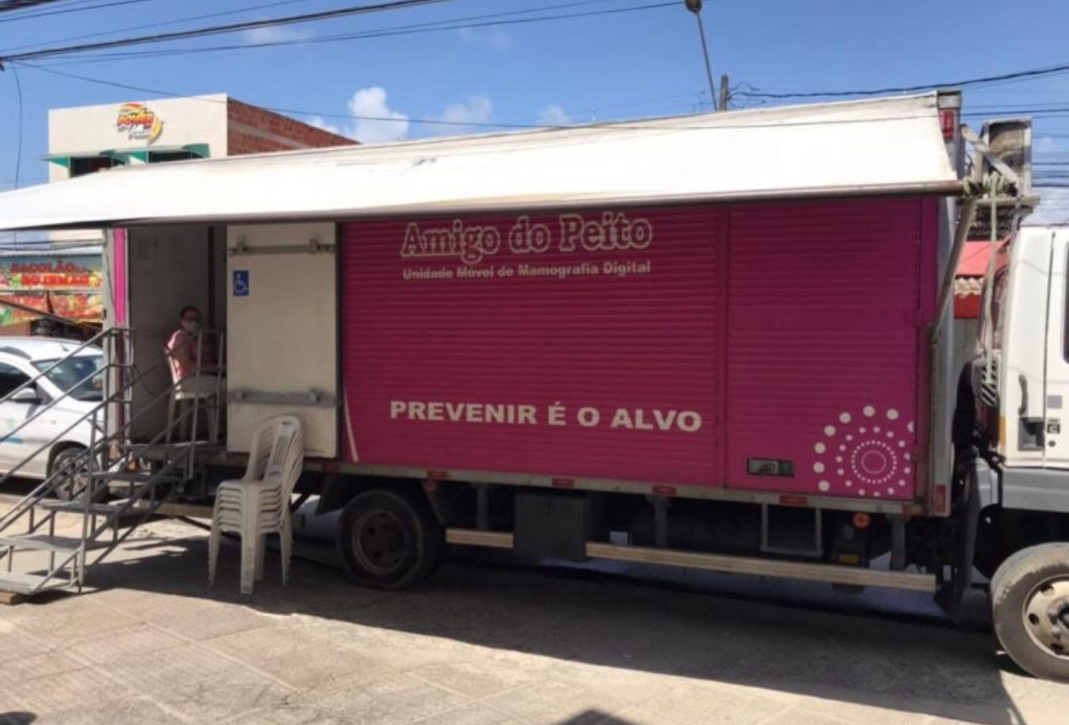 foto m