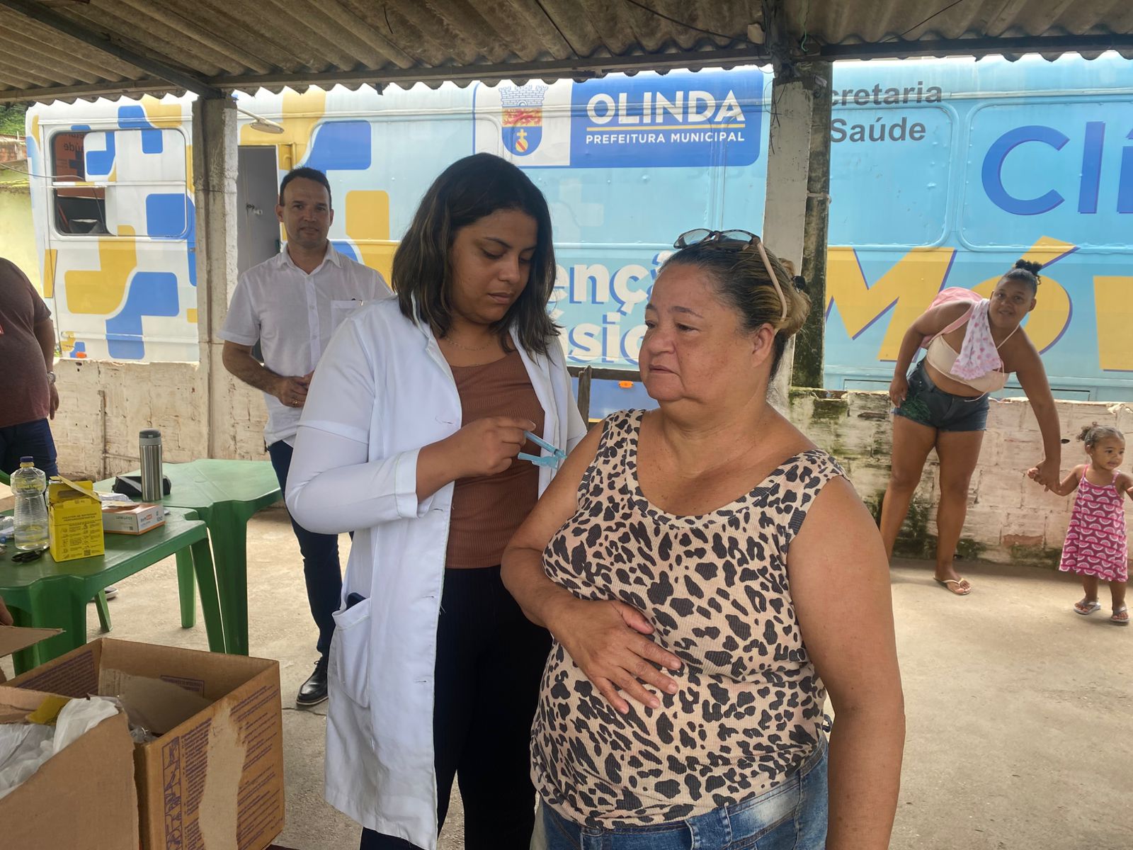 Clínica Móvel em Caixa D'Água