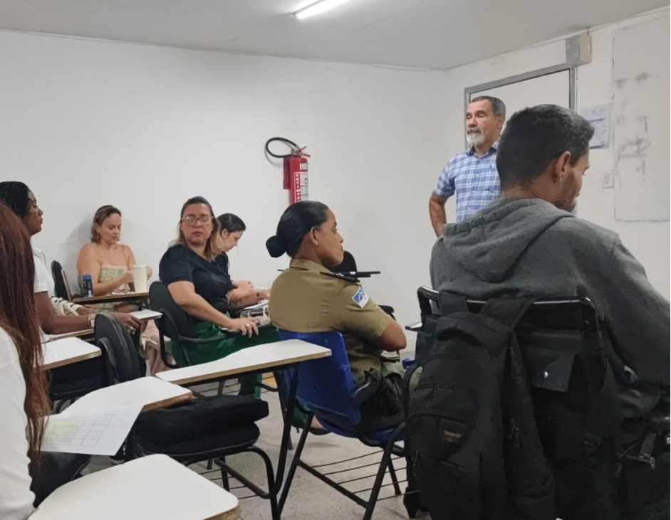 reunião colegiada do Comitê de Proteção de Crianças e Adolescentes