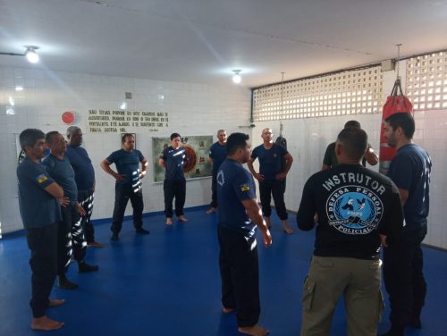 foto guarda algema