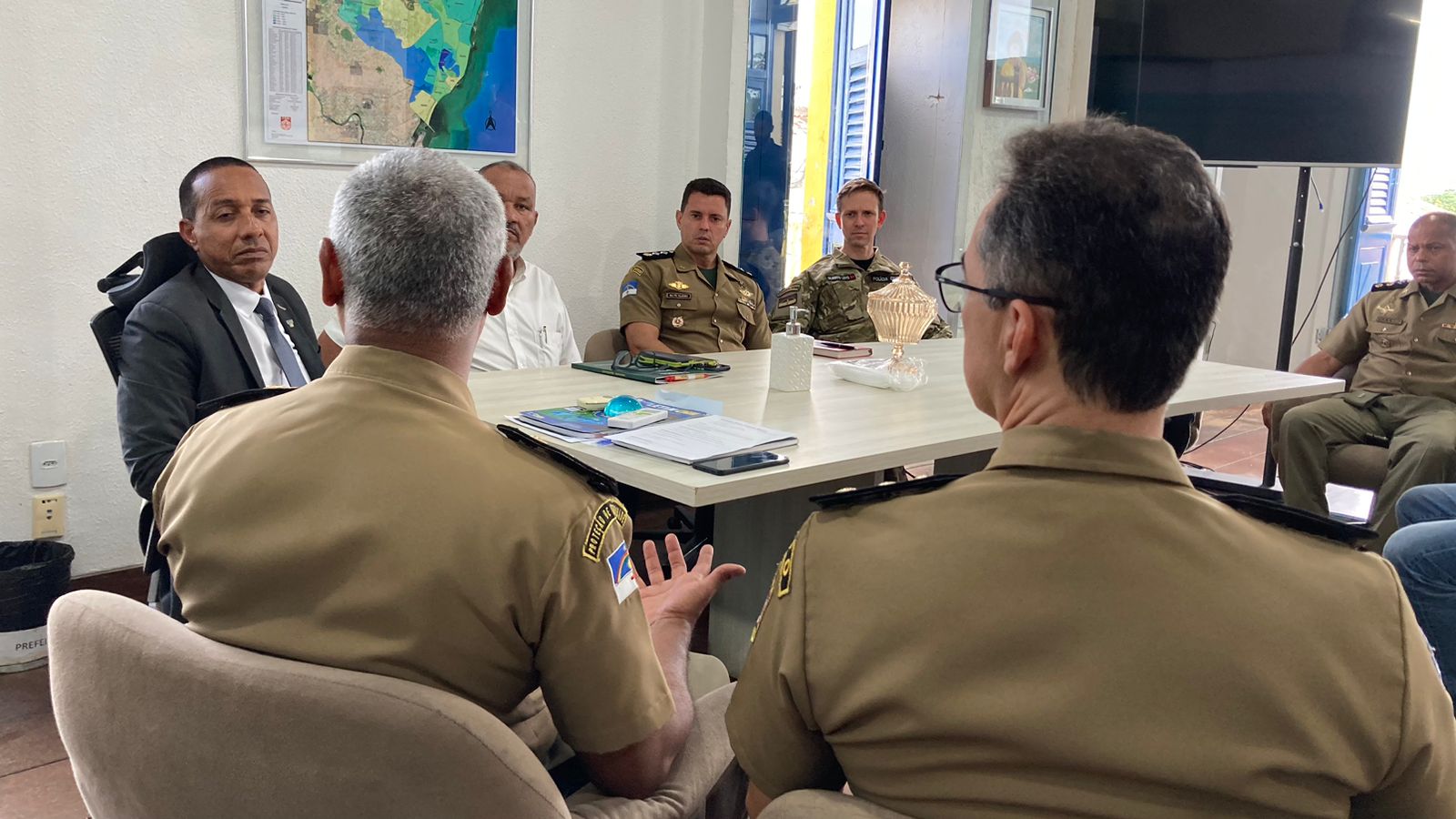 Reunião Prefeitura e polícias 4